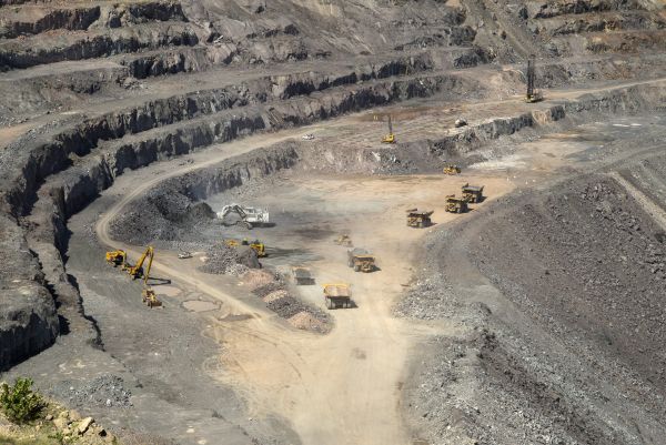 De Beers' Voorspoed diamond mine on market